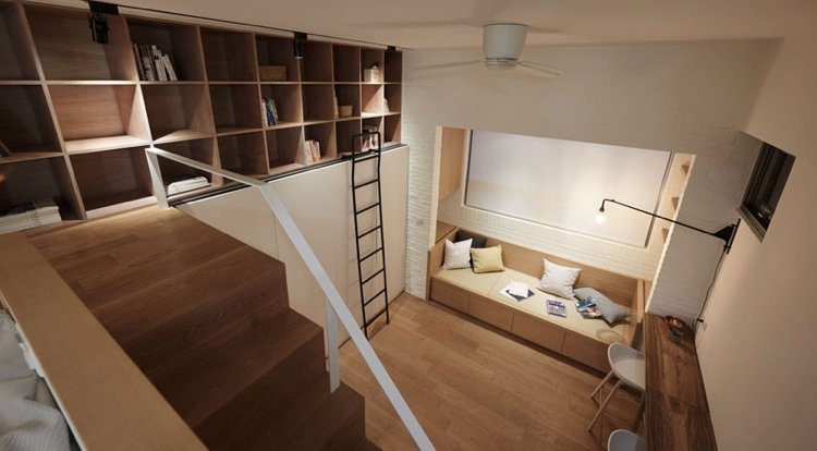 Inred små rum-ett-rums-lägenhet-trä-bibliotek vägg-trappstege