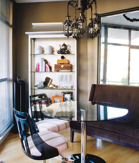 Blandning av stilar, inredningsidéer-litet vardagsrum-stol-design modernt