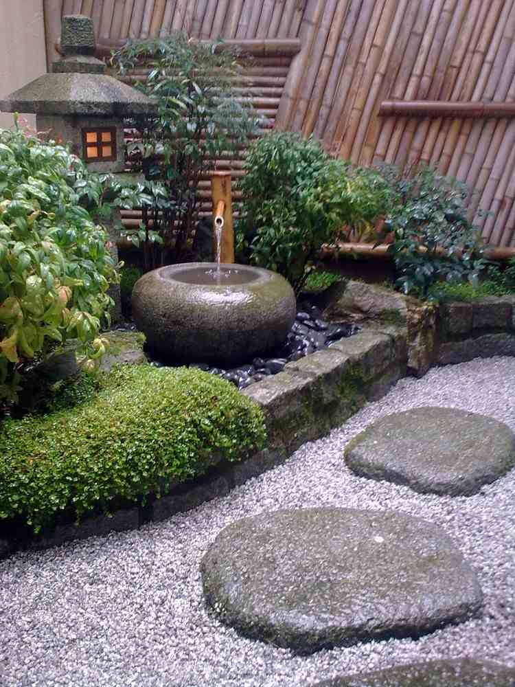 deco japanska trädgård idéer lykta fontän vatten