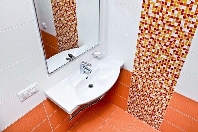 Badrumsdesign-idéer-kakel-mönster-litet-badrum-design