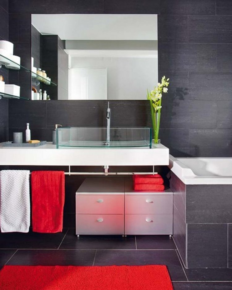 litet-badrum-antracit-grå-röd-vit-minimalistisk-modern-diskbänk-glas