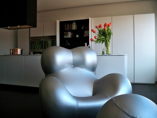 Arm soffa-grått silver vardagsrum design