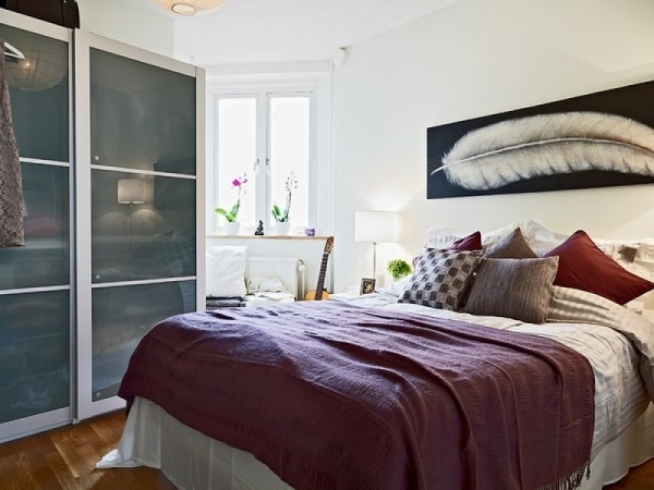 små rum-snygga designmöbler sovrumskuddar