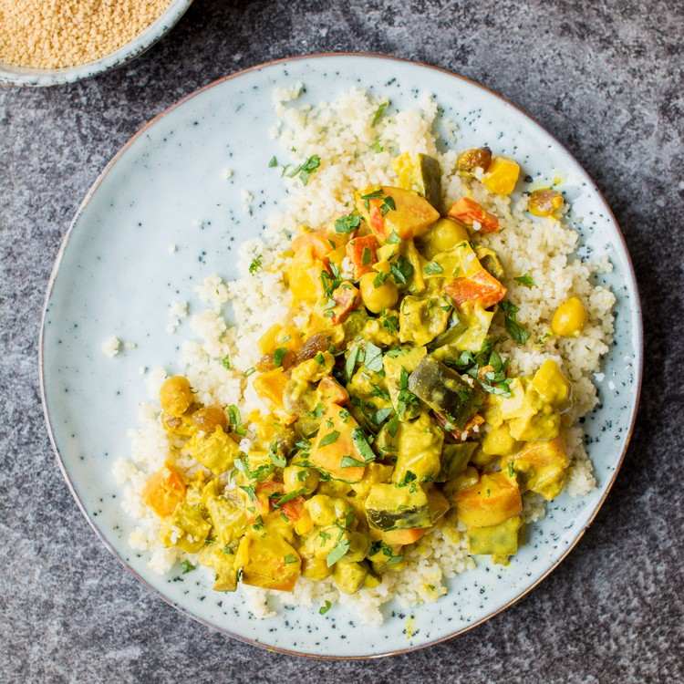 Recept på kikärtscurry med kokosmjölk för veganer