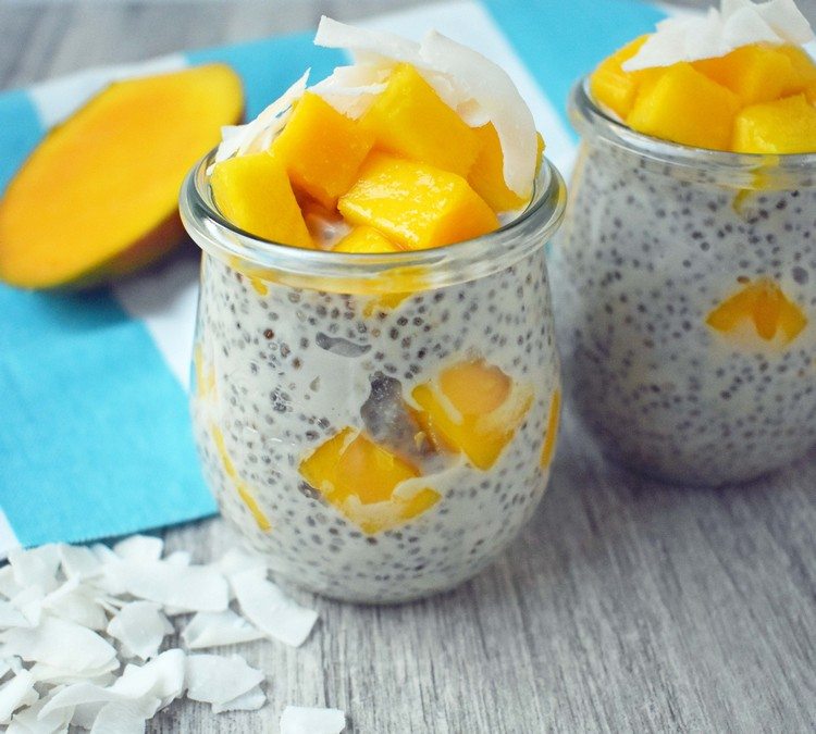 Recept på kokosmjölkspudding med mango och chiafrön