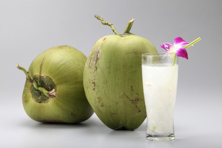 kokosvatten-effekter-näringsvärden-värt att veta