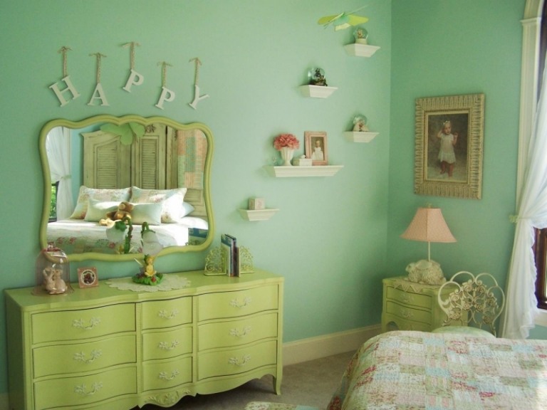 Dresser-shabby-chic-green-painting-ideas