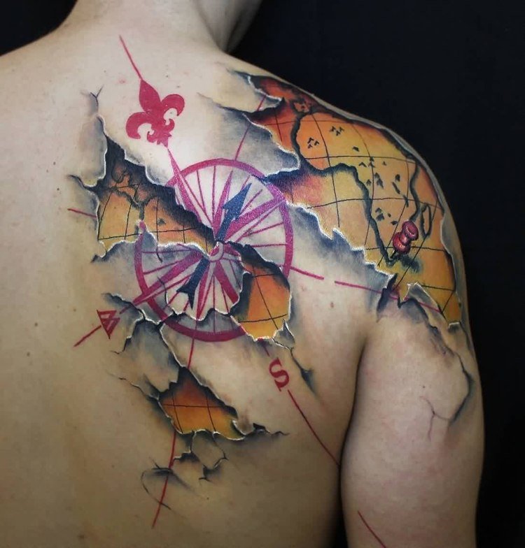 Kompass tatuering akvarell-värld-karta-tillbaka-fleur-de-lis