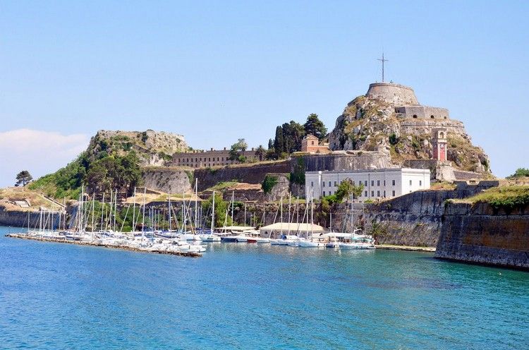 gamla fästningen korfu de vackraste öarna i Grekland