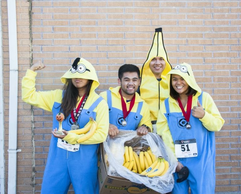 Minions gruppdräkter 4 personer enkla Halloween -kostymidéer