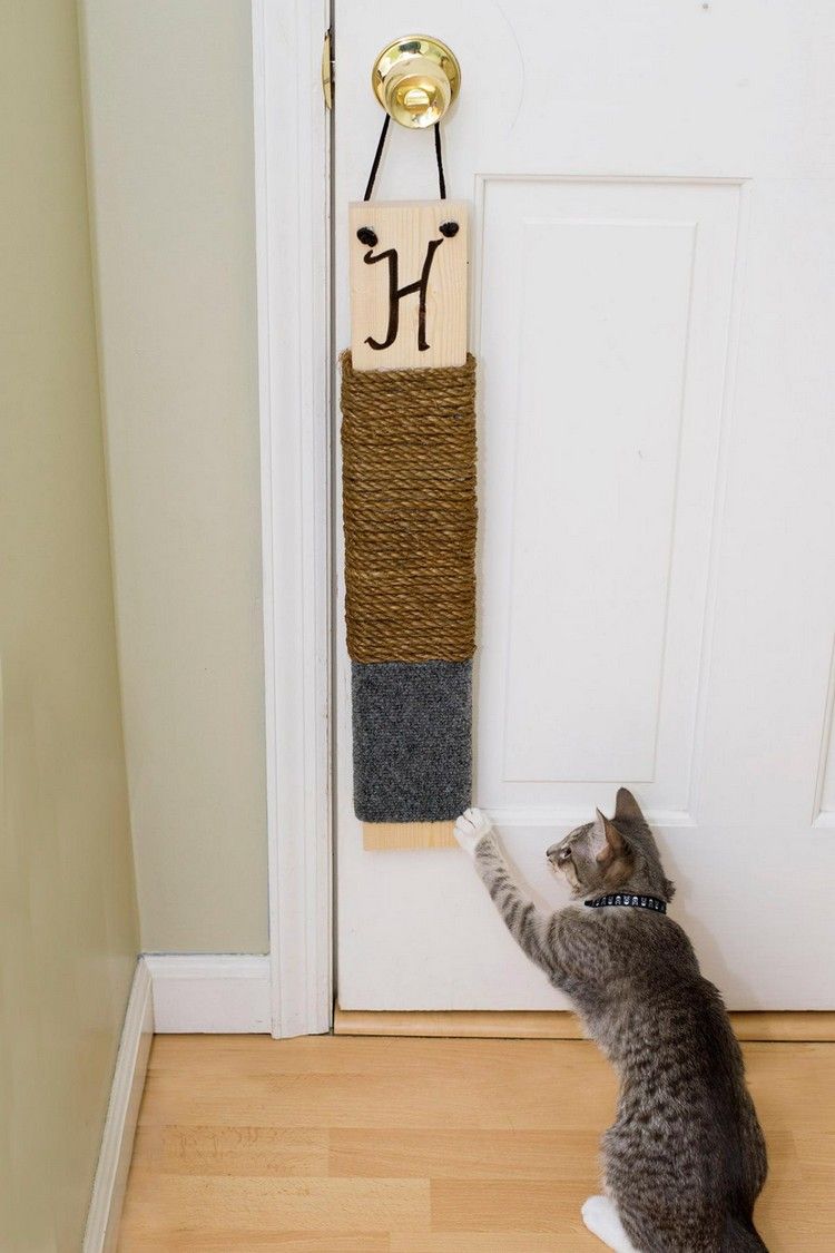DIY hängande skrapa bräda sisal sladd matta rester