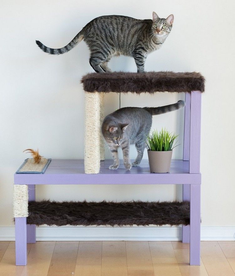 vackert kattträd av sidobord DIY