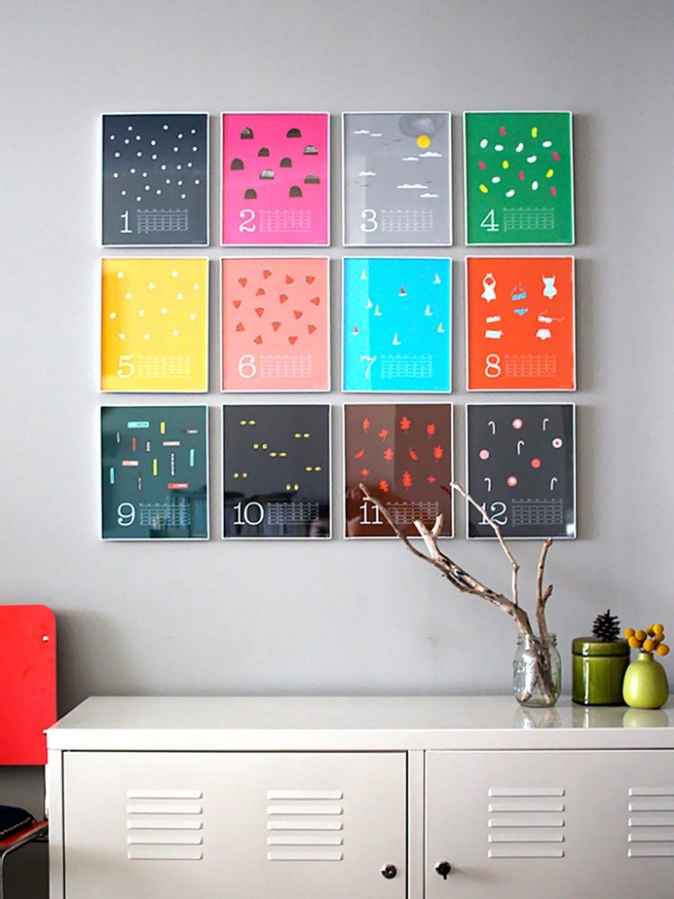 Dekorera din lägenhet -idéer-gör-det-själv-lite-pengar-kalender-bilder-ram-färgade