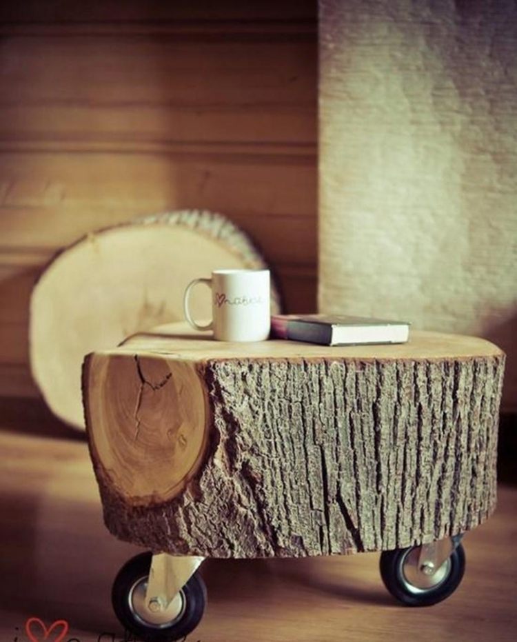 Lägenhet-dekorera-idéer-gör-själv-lite-pengar-sidobord-träd-stam-rullar