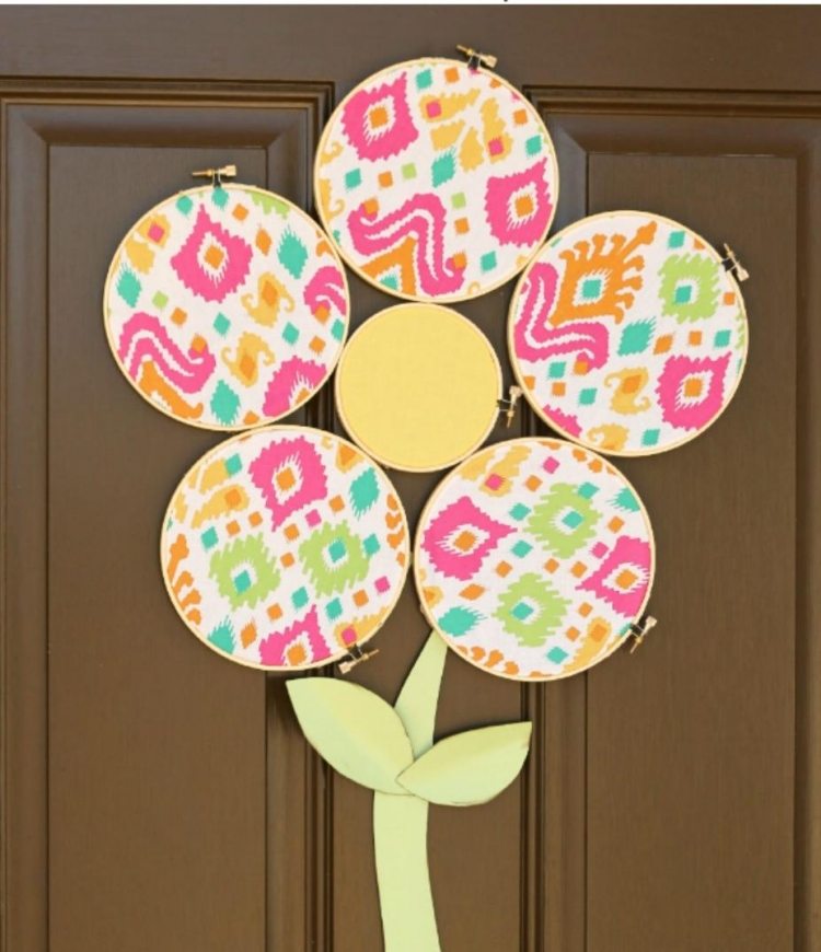 kreativ-vår-dekoration-gör-det-själv-dörrkrans-broderi-ram-tyg-vår-färg-blomma