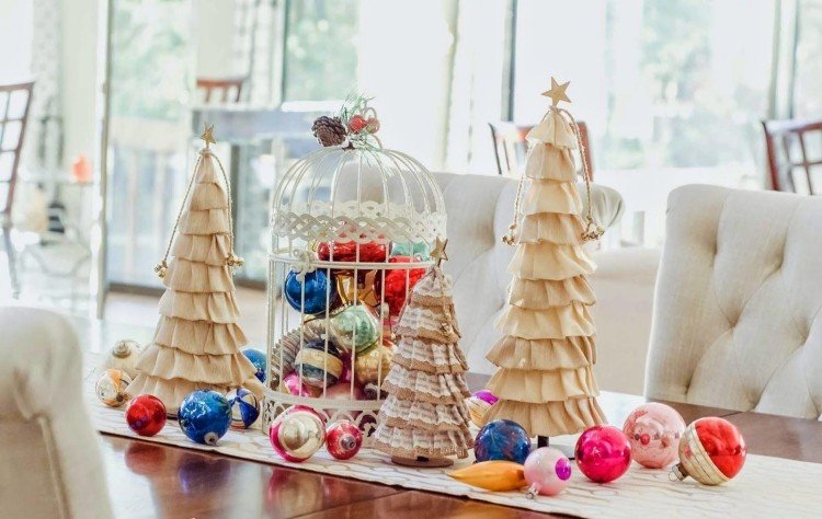 Bordsdekorationer för jul-gör-det-själv-tyg-jul-träd-tinker-bord-jul-bollar