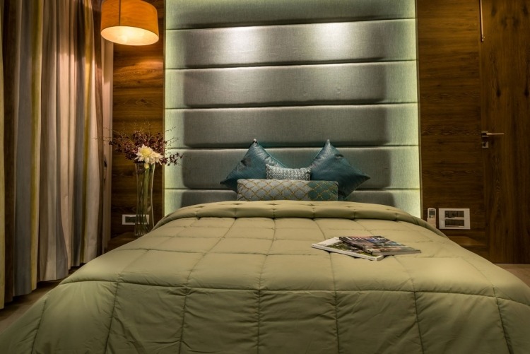 kreativ-vägg-design-sovrum-stoppad-vägg-tyg-modern-design