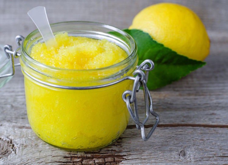 gör din egen kroppskalning naturligt hemlagade hemrecept hudvård idéer förslag tips citronprodukt