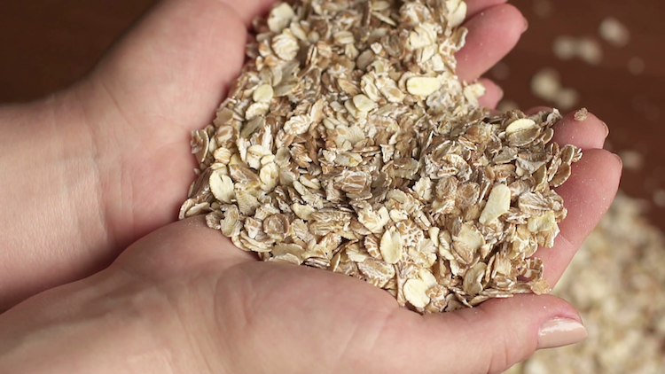 gör din egen kroppskalning naturligt hemlagat hemrecept idéer förslag tips hudvård havregryn
