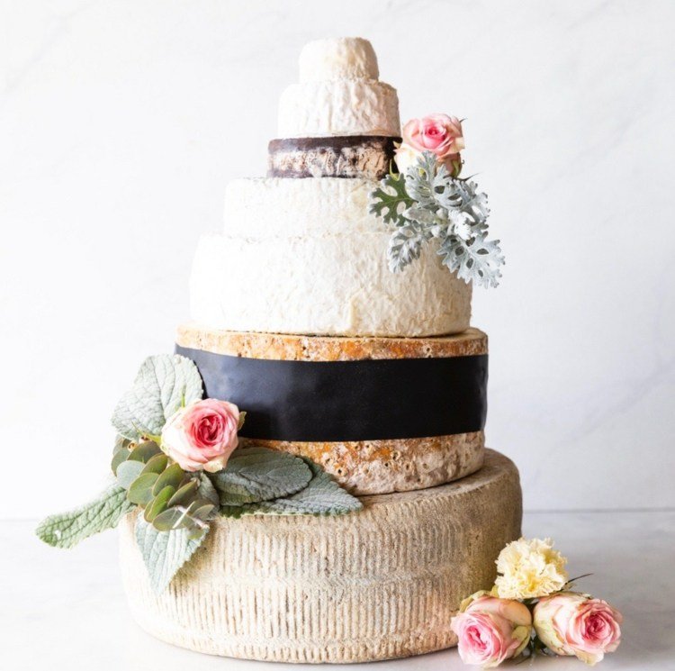 En annorlunda bröllopstårta - servera din favoritost på bröllopet