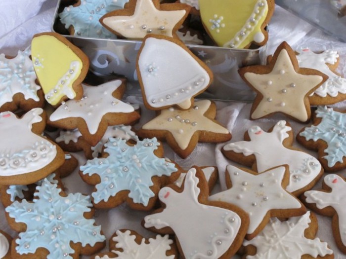 Pepparkakssnöflingor julgranformar
