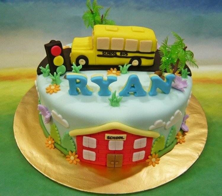 tårta-skola-fondant-skola-skola-buss-namn-blommor-tårta-dekoration-tillbaka till skolan