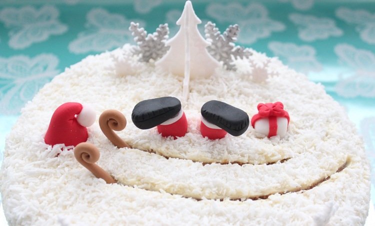 dekorera julkaka nicholas tårta kokos tårta