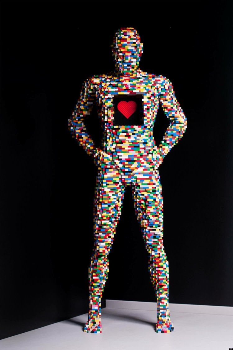 konst-lego-kärlek-tema-självförtroende-färgglatt-hjärta