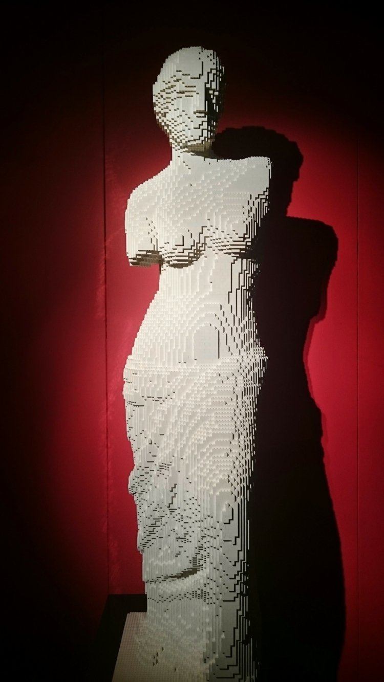 konst-lego-afrodit-grekisk-staty-utan-armar