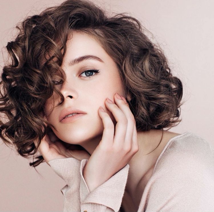 naturliga lockar cut bob curl typ 3B