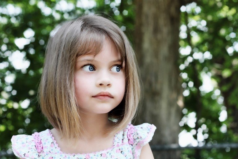 Korta frisyrer tjejer barn frisyrer bilder long bob 8 år