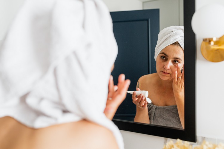 Behandla akne tips La Roche-Posay vårdprodukter för känslig hud