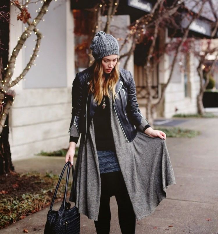 Lagenlook-mode-lager-idé-grå-lång-kofta-svart-läder-jacka-skjorta-jeans