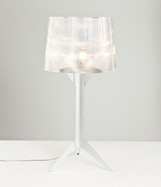 Re-Design bordslampa design classic-alberto meda-vit lampskärm