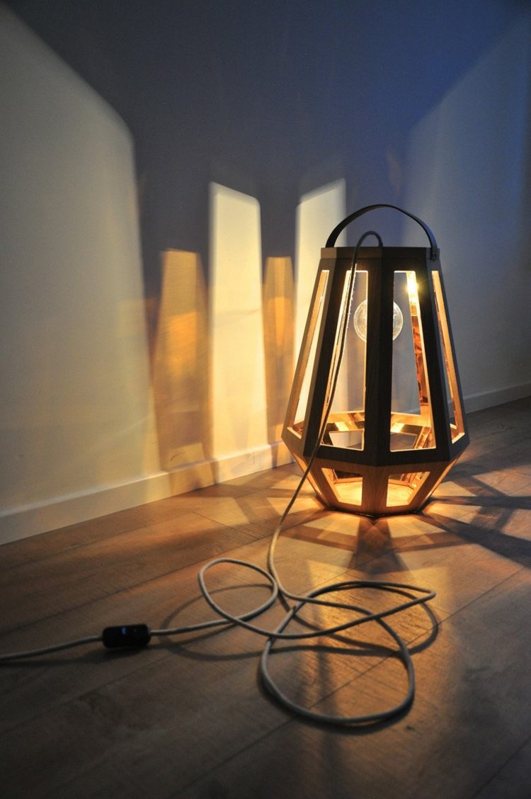 lampor design trägolv parkett kablar glödlampa belysning