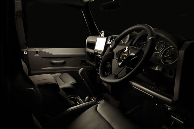 Twisted-Alpine-Edition-Land-Rover-Defender-lyx-fordon-läder-svart
