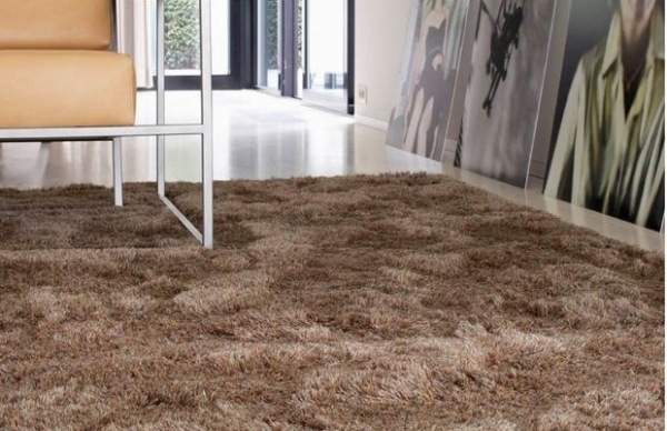 holländsk designmattor-lurviga haptiska matta-teckenfärger