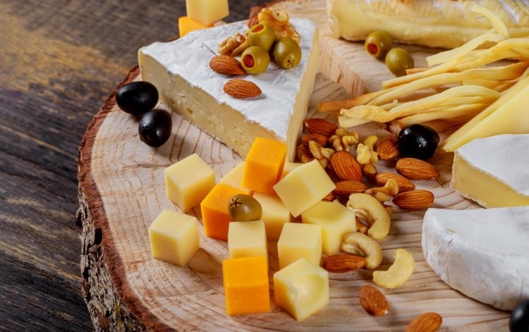 Olika typer av ost kan förvaras hur länge i rumstemperatur