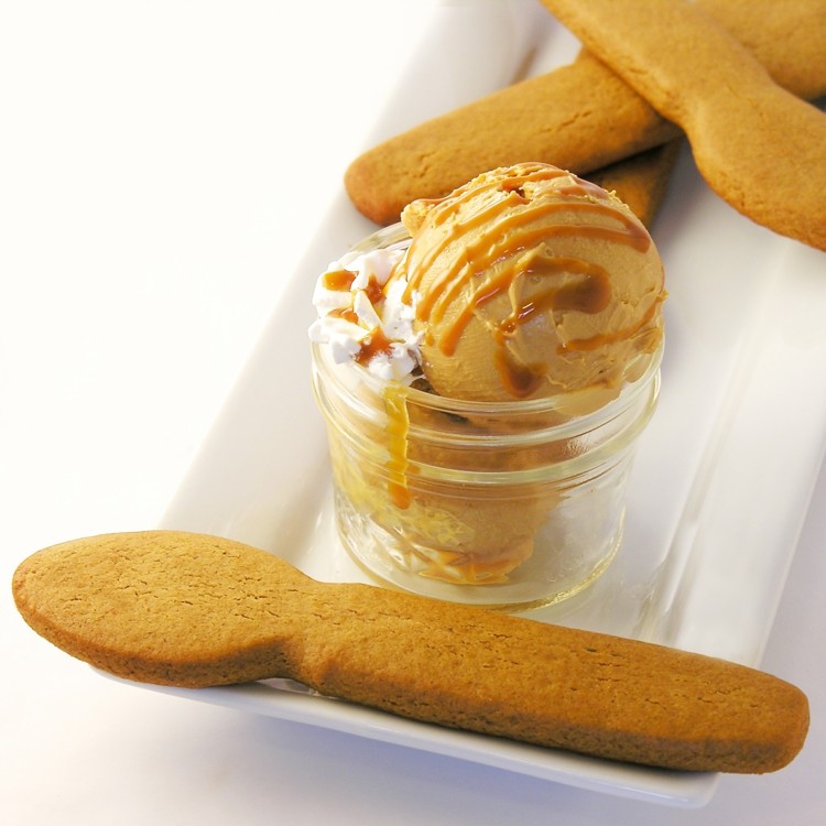 pepparkakor-bakning-sked-is-deg-jul-gör-själv