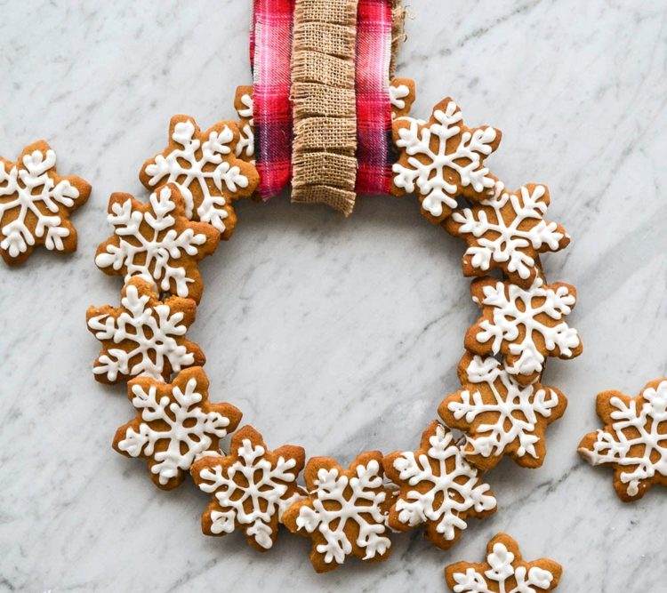 pepparkakor-bakning-original-jul-krans-vinter-snöflinga-kakor