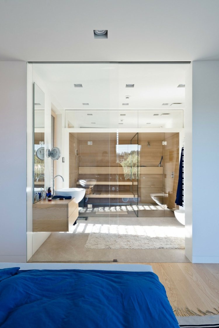 LED-infällda lampor-sovrum-badrum-öppet-glas-vägg-vått cell-trä