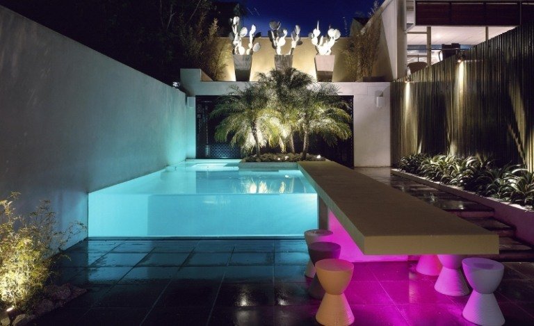 Led-trädgård belysning-pool-terrass-lila-fairy lampor