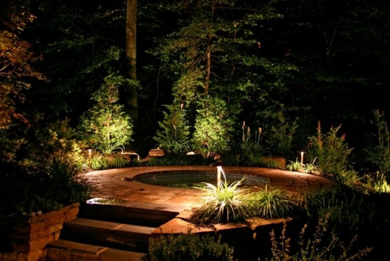 LED -trädgårdsbelysning runt trädgårdsdammsidéer