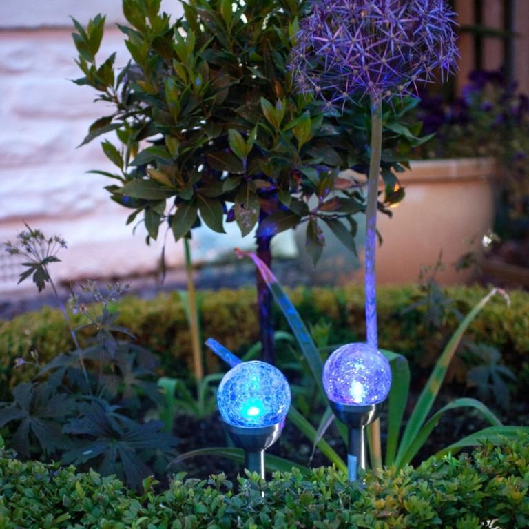 LED trädgårdsbelysning lampor idéer moderna
