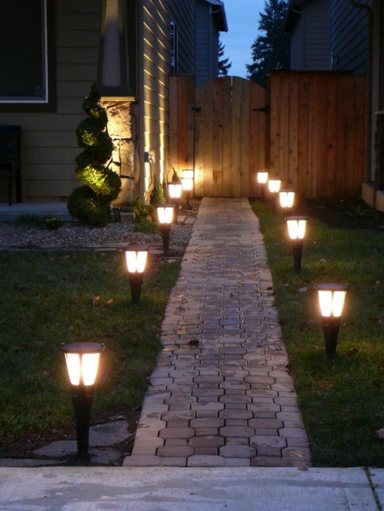 romantisk-belysning-led-gångväg