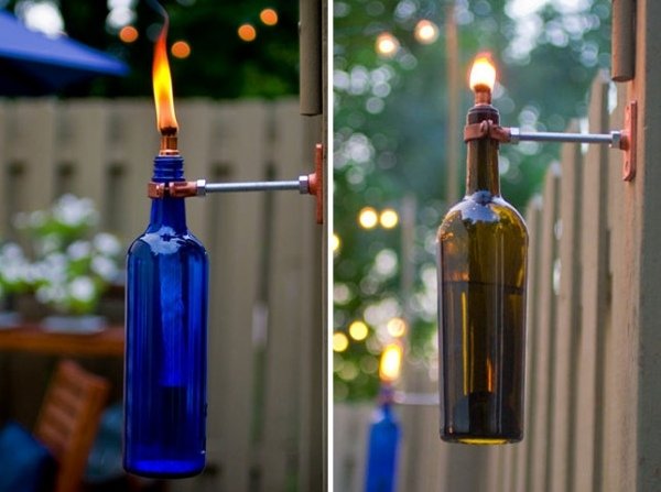 tiki fackla vinflaskor trädgård belysning idé