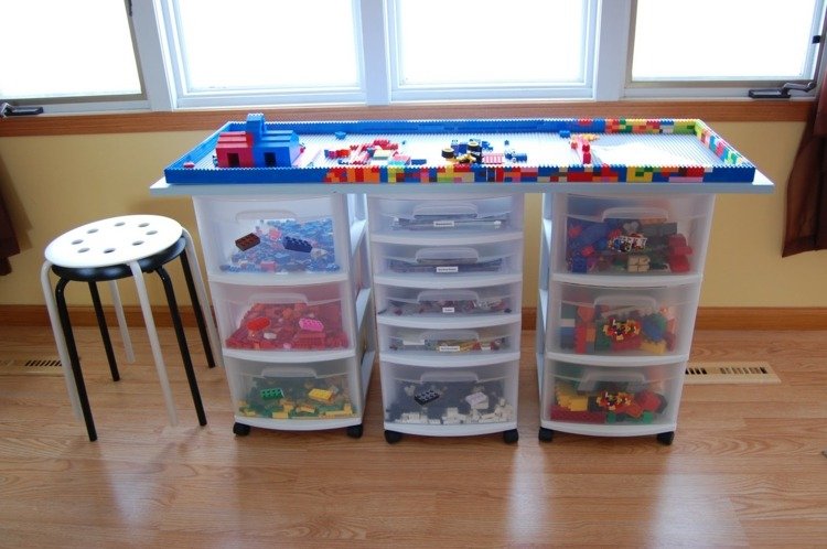 förvarings-bord-topp-bygg-själv-lego-byggstenar
