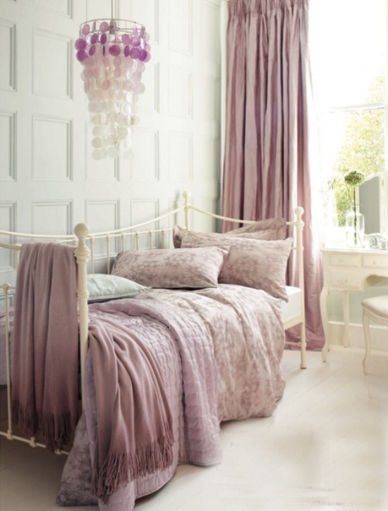 retro design sovrum design i lila färg