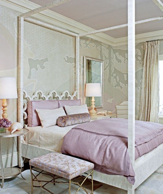 Täckram sovrumsmöbler i lila färg