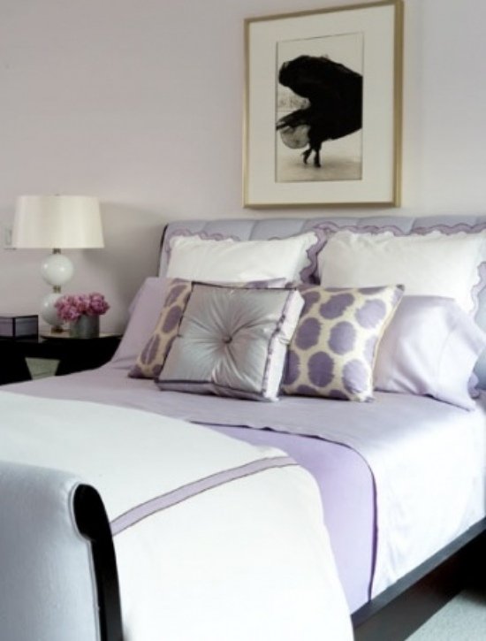 kuddsaten sovrumsmöbler i lila färg